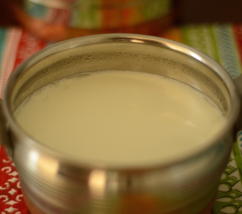 How to set curd (yoghurt) at home