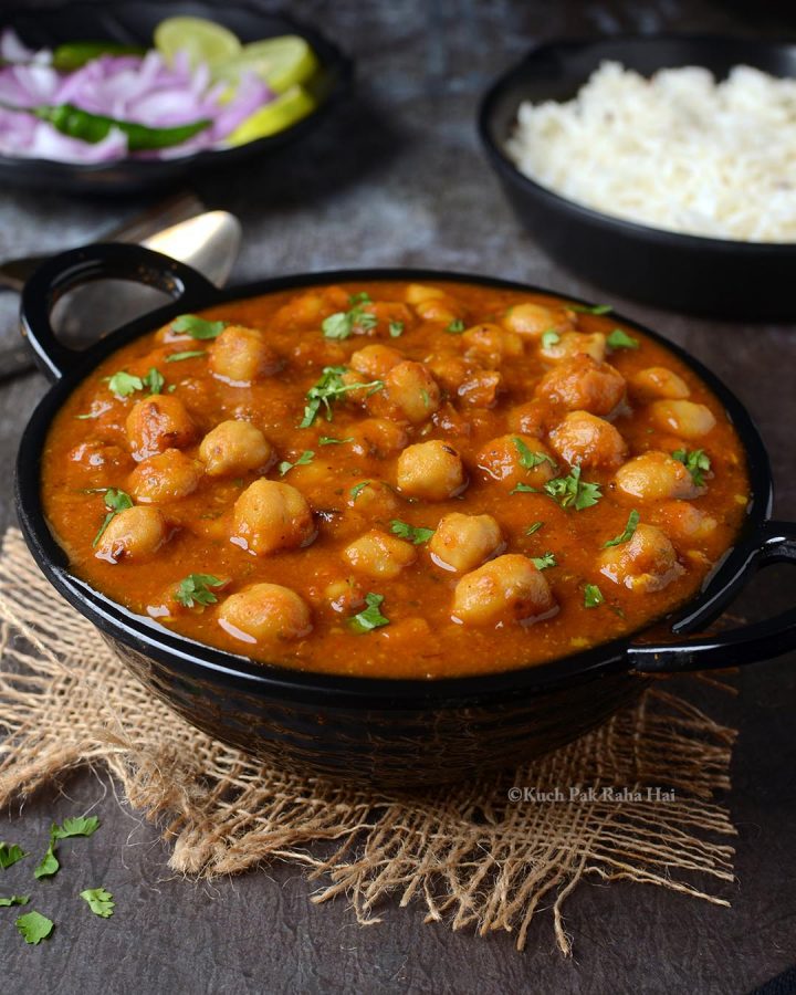 Chana Masala Recipe (Chickpea Curry)