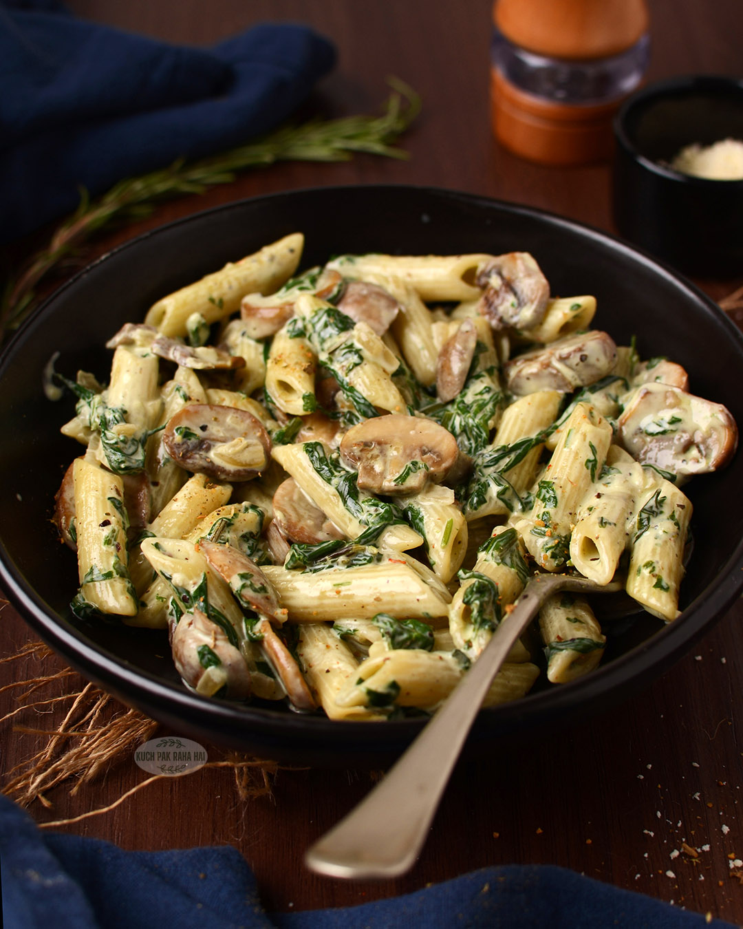 Creamy spinach mushroom pasta.