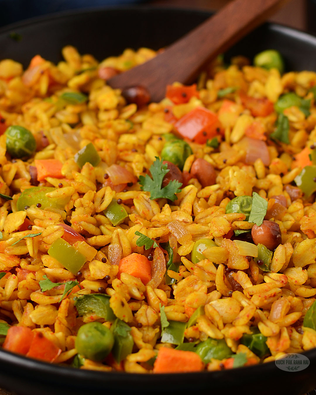 Indian oats poha upma served in a bowl.