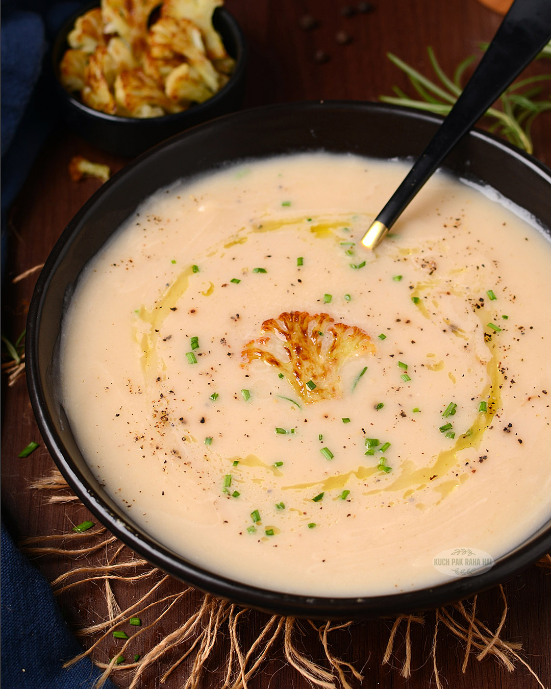 Healthy cream of cauliflower soup.